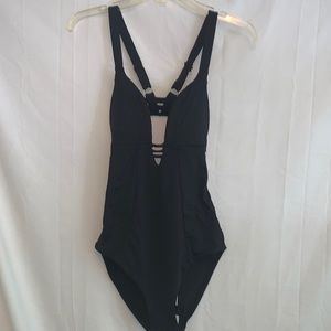 Black Sunn Lab 1 piece